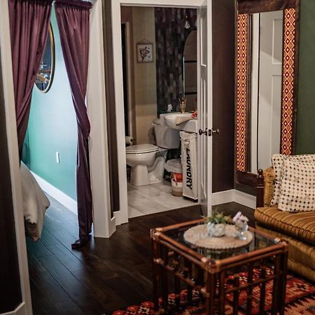 The Atrium - A Boutique Hotel - Suite 17 Perryville Екстер'єр фото